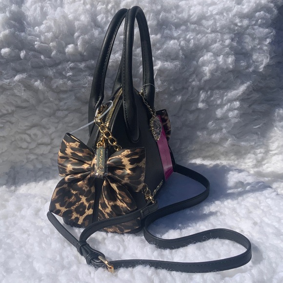 Betsey Johnson XOHOLLY DOME Black Satchel with Leopard Trim and Gold Hardware - Picture 2 of 15